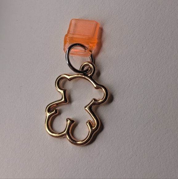 Dust Plug Charm Kindle and charging port USB-C USBc Kindle Bear cute - Picture 1 of 4